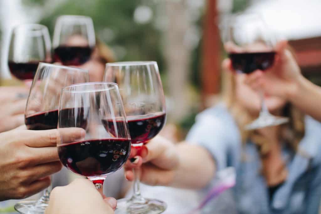 5 redenen om wijn te drinken